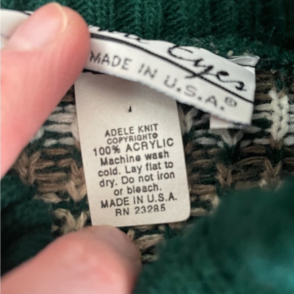 Vintage Emerald Green and White Floral Knit Sweater - Picture 6 of 8